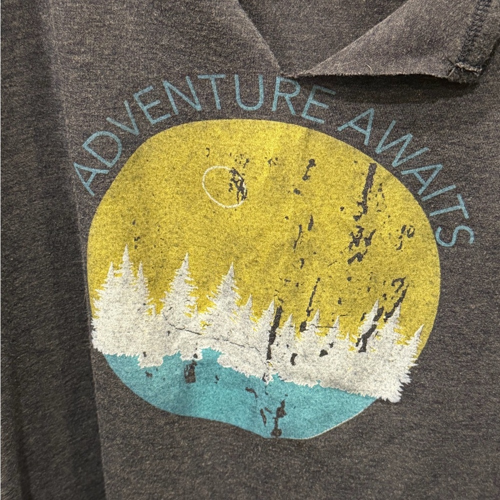 Hiatus Women’s Plus 3X, Navy Blue, Short Sleeve Tee, V-neck, “Adventure Awaits” - Picture 2 of 5